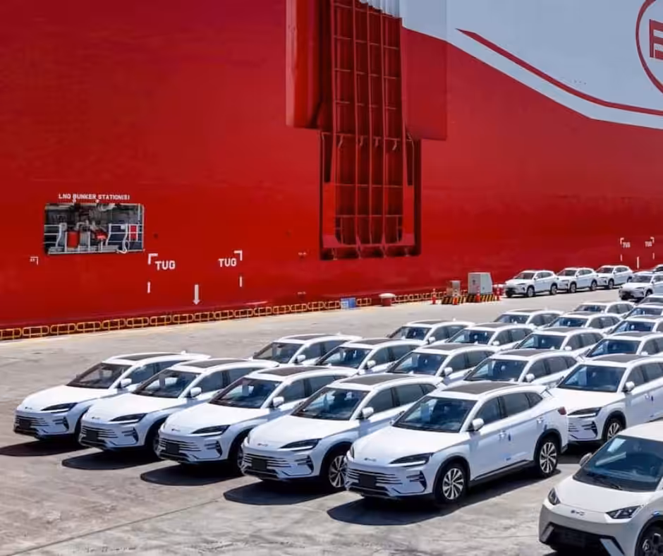 BYD : transport de voitures 