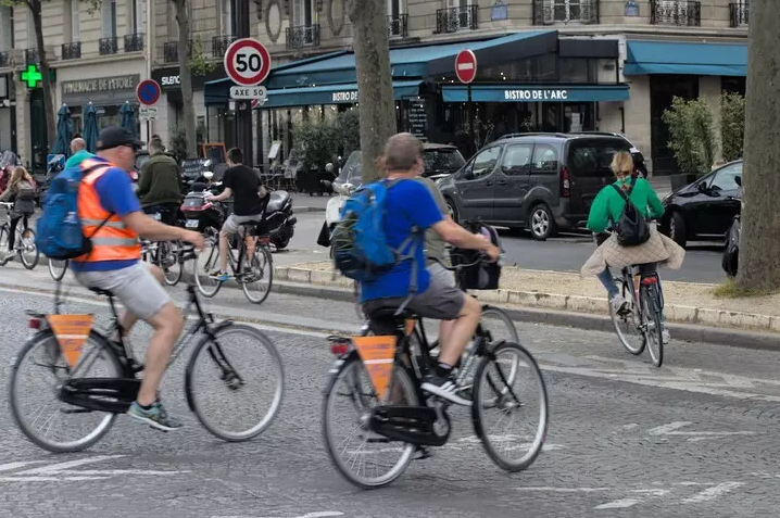 cyclistes en ville