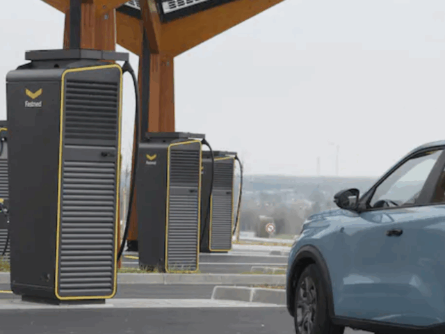 borne de recharge voiture