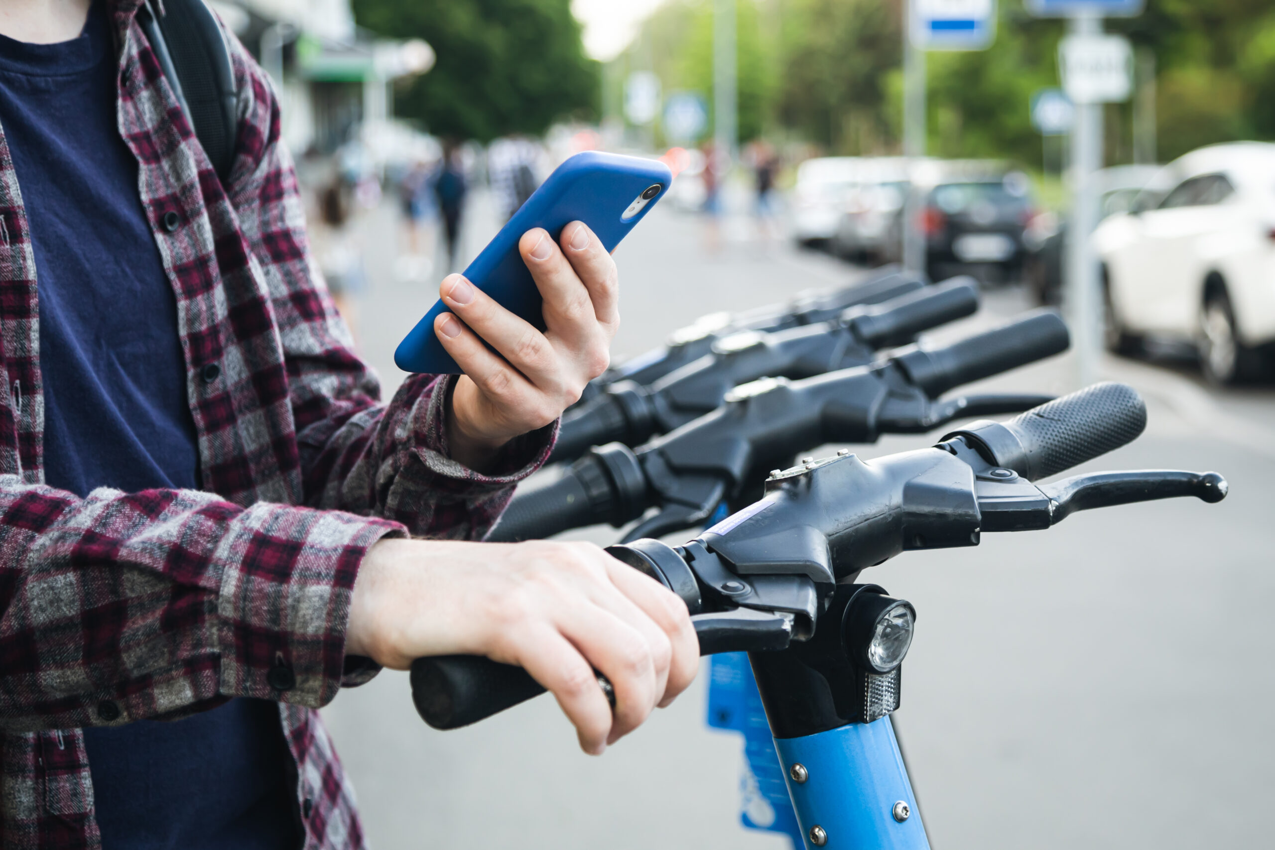trottinette avec téléphone
