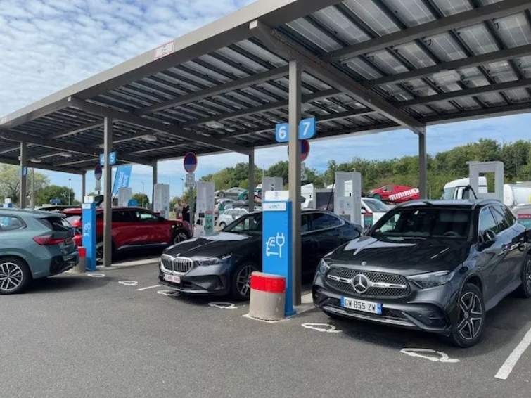Station de recharge pour voitures électriques.