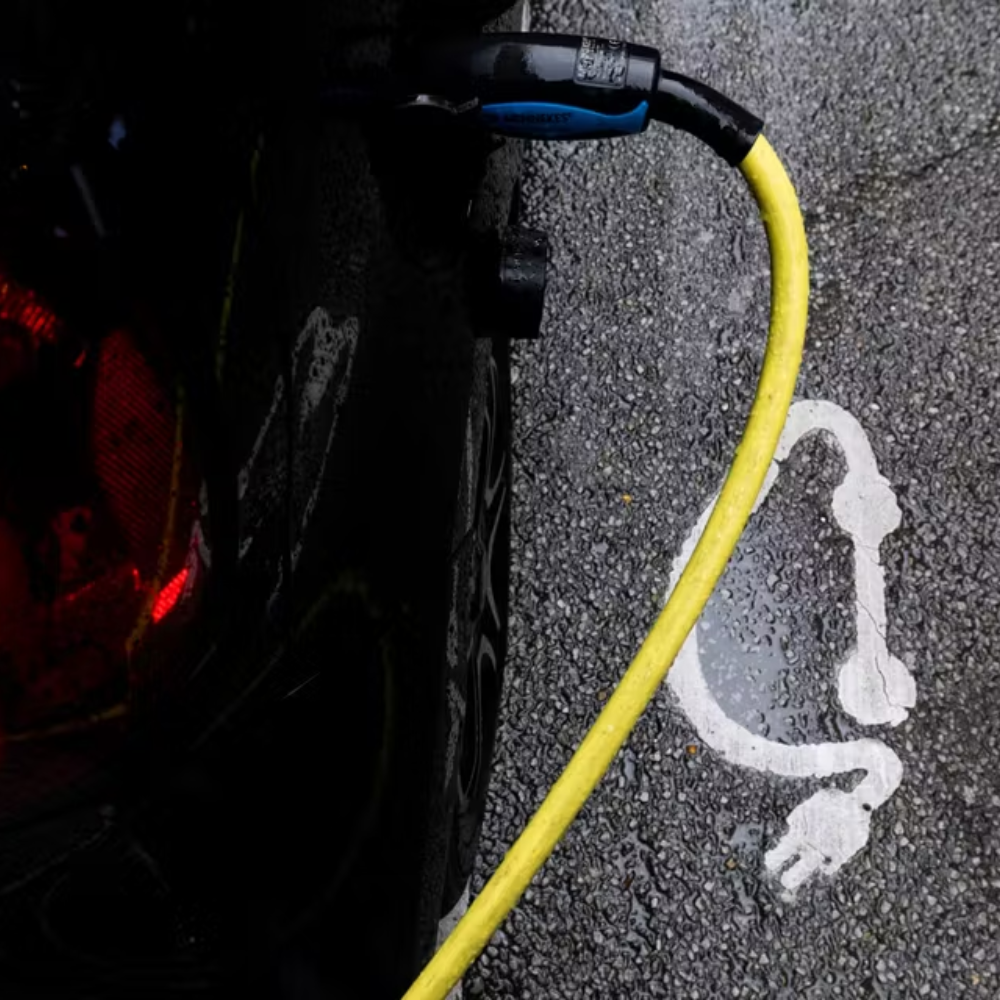 voiture qui charge
